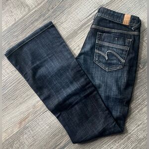 Maurices Dark Indigo Jeans Size 1/2